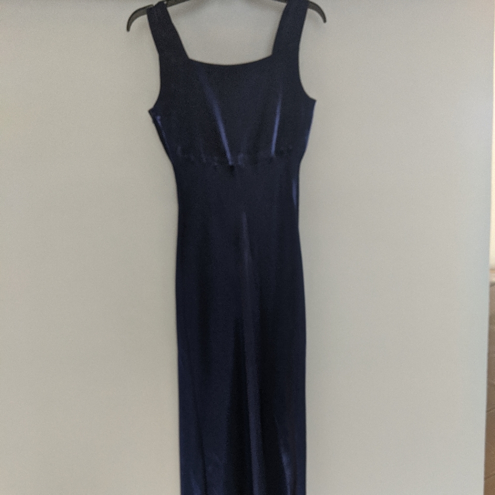 Cache Dress - Picture 4 of 7
